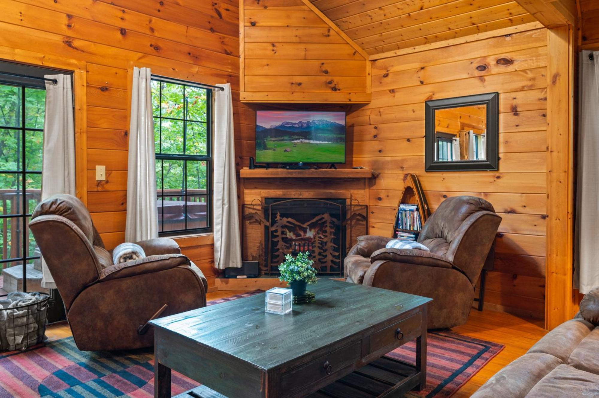Great Smoky Mountains Cabin!, Secluded, Pet-Kid Friendly! Сивиървил Екстериор снимка